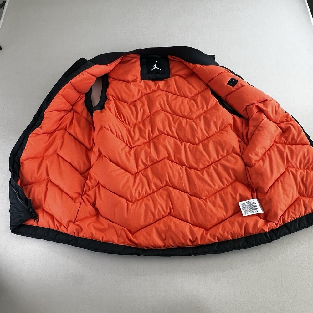 Jordan Brand Mens Down Puffer Vest Black Orange Lining USA Flag Patch Small - Picture 4 of 10